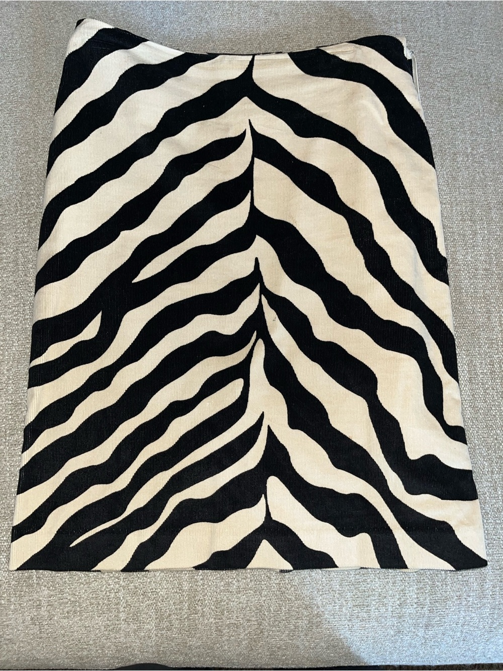 Isaac Mizrahi Black and Cream Zebra-Print Pencil Skirt
